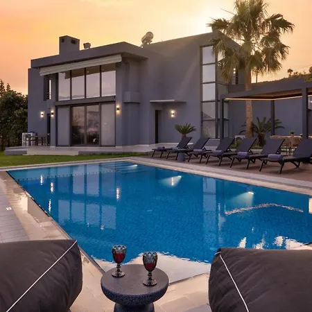 Seasilia Luxury